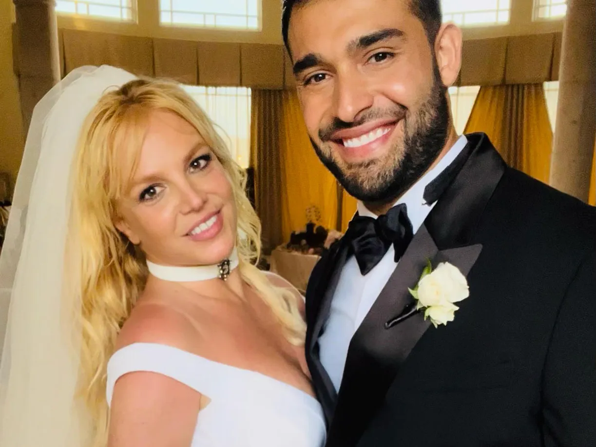 Britney Spears and Sam Asghari quickinfobuzz
