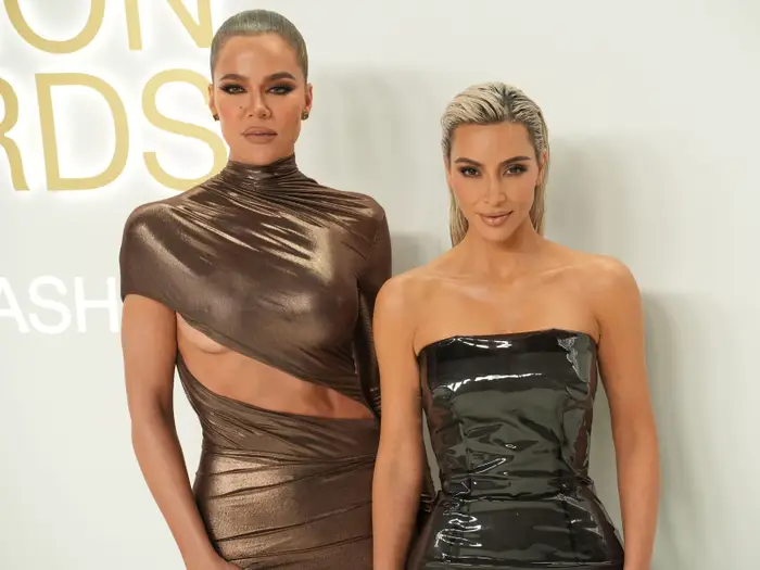 Khloé and her sister Kim Kardashian